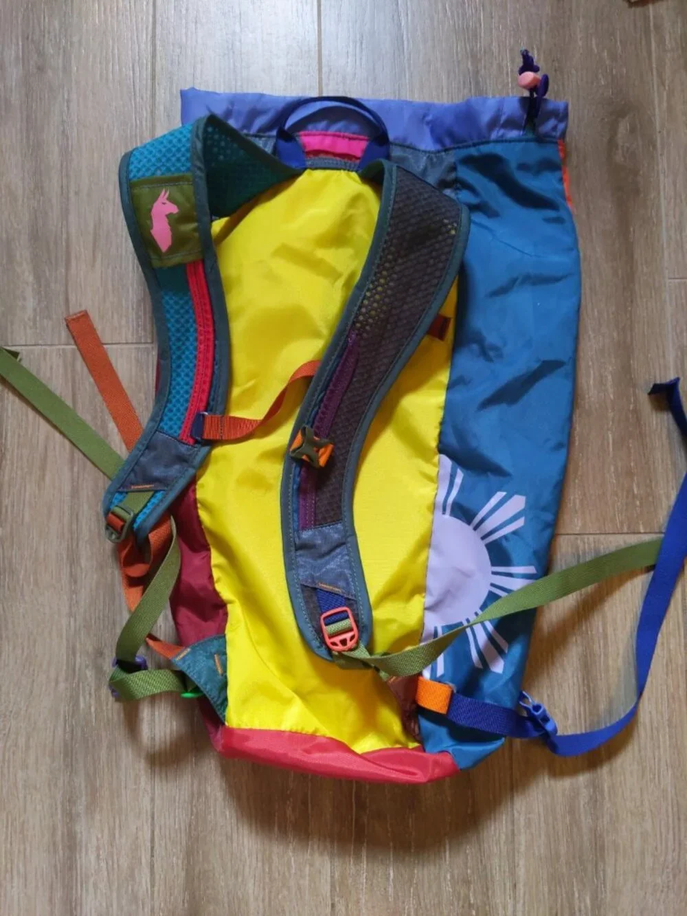 Cotopaxi Luzon Eighteen Multicolor Hiking Backpack w/ logo